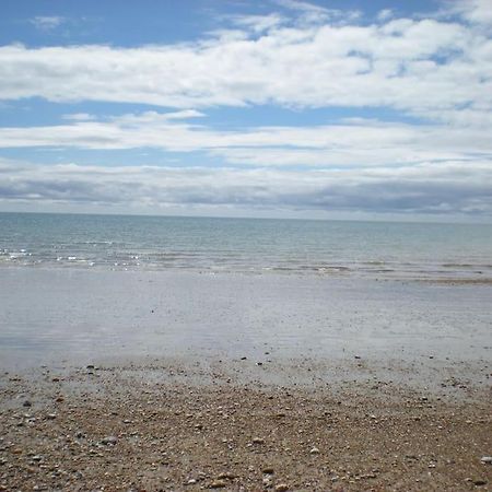 Beautiful Gate House A 4 Minute Walk From Beach Bognor Regis Exteriör bild