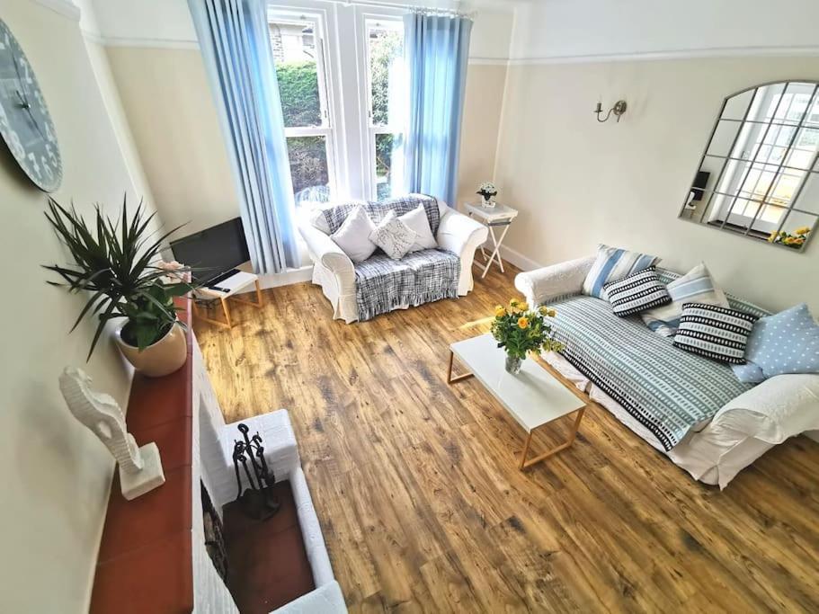 Beautiful Gate House A 4 Minute Walk From Beach Bognor Regis Exteriör bild