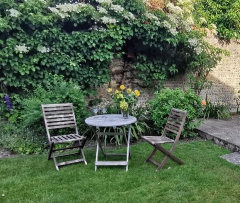 Beautiful Gate House A 4 Minute Walk From Beach Bognor Regis Exteriör bild